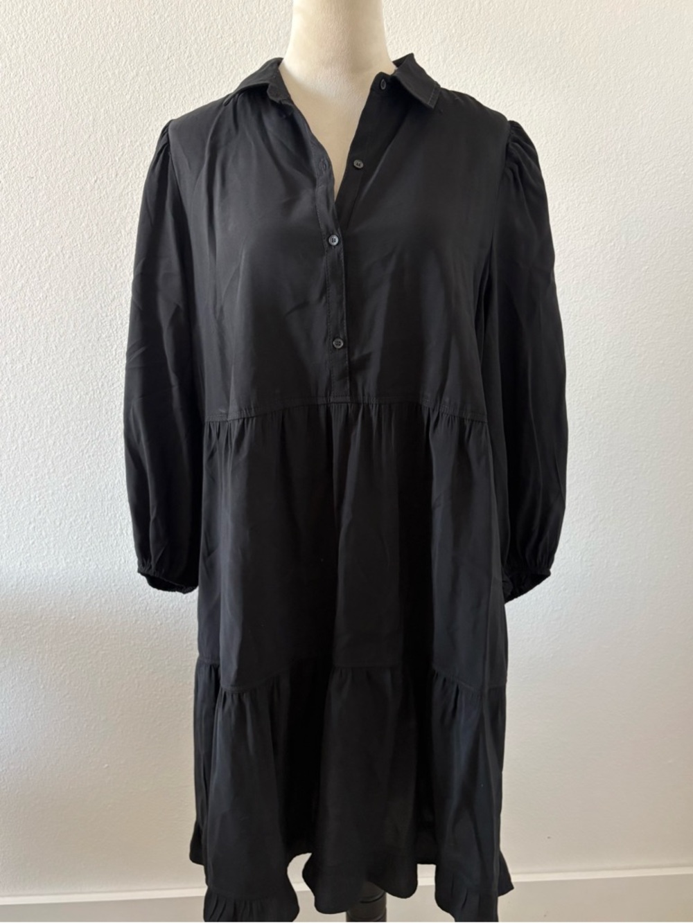 Max Studio Black Tiered Button-Front Long Sleeve Dress